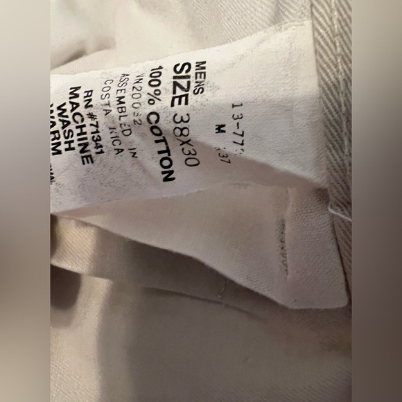 LLBean Khakis 38x30 pleated mens pants - Picture 4 of 6